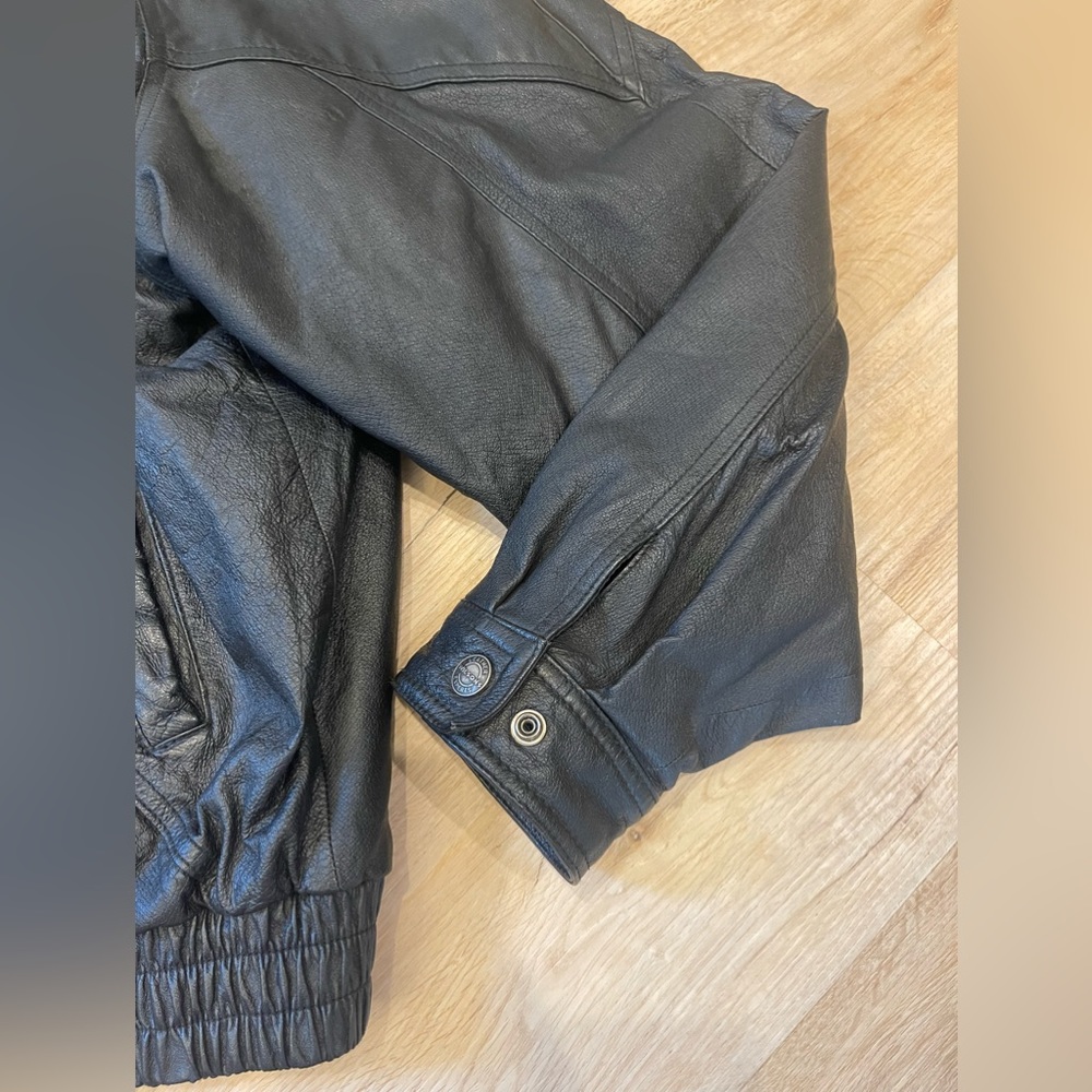 Wilsons 100% Leather Black Bomber Jacket Mens Size XL EUC - Picture 3 of 14